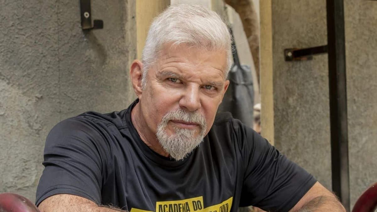 Raul Gazolla. galã de "Travessia" está em guerra judicial contra empresa de cartão de crédito após ter nome negativado por dívida indevida (Foto Reprodução/Internet)