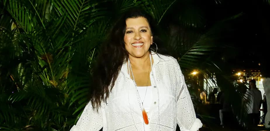http://tvfoco.uai.com.br/wp-content/uploads/2015/05/Daniela-Mercury.jpg