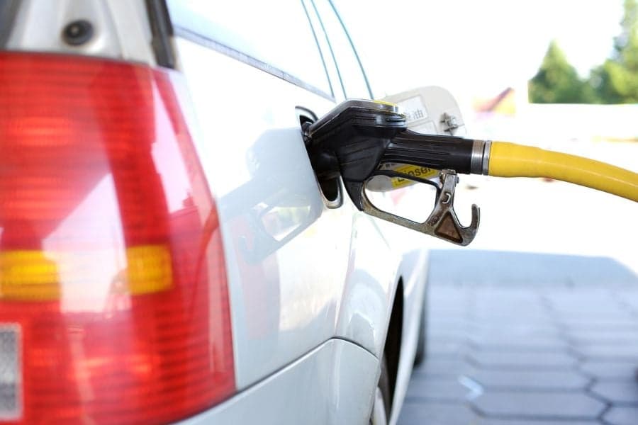 Brasileiros que usam gasolina em seus carros acabam de tomar novo SUSTO hoje (21/03)