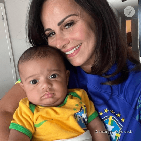 http://tvfoco.uai.com.br/wp-content/uploads/2015/05/Daniela-Mercury.jpg