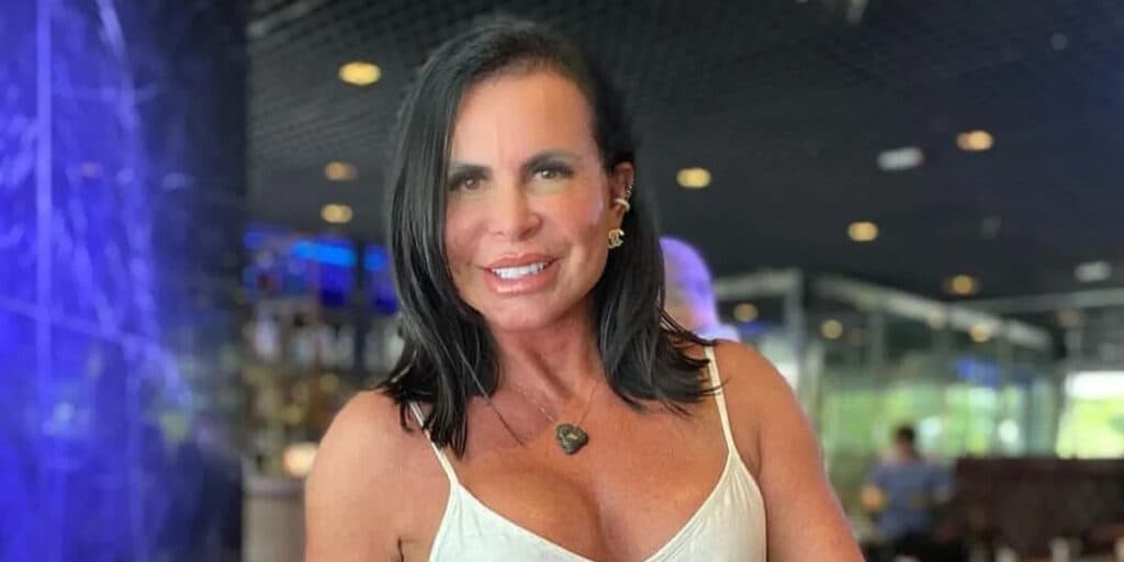 Foto que mostra aparência de Gretchen aos 18 anos sem procedimentos deixa muita gente chocada: "Linda"