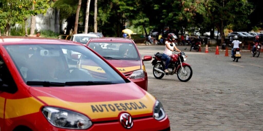 Você precisa saber: CNH pode ser tirada de graça e muita gente não tem a menor ideia disso