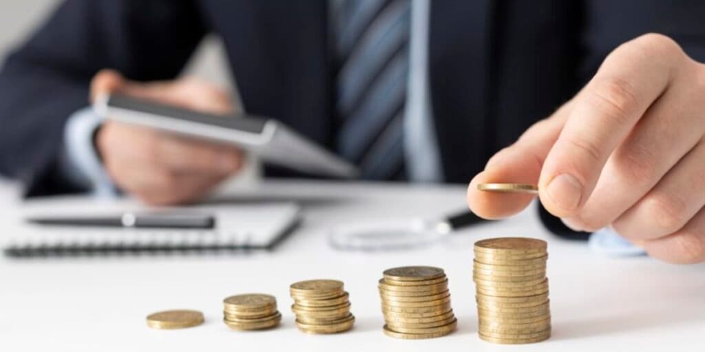 Bancos e empresas fazem neste momento apelo desesperado ao governo com pedido de urgência