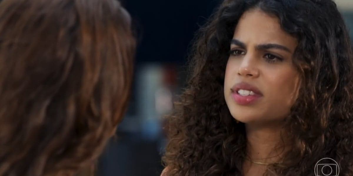 http://tvfoco.uai.com.br/wp-content/uploads/2015/05/Daniela-Mercury.jpg