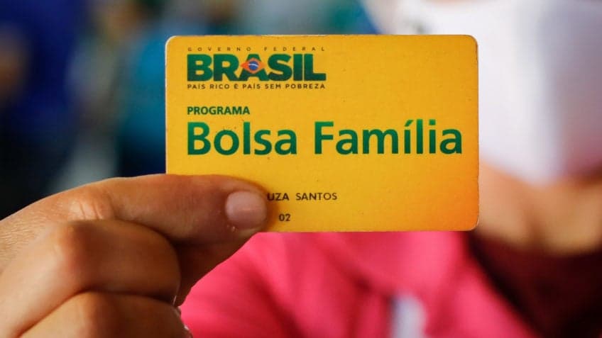 Beneficiários receberam Bolsa Família adiantado. Foto: Reprodução Beneficiários receberam Bolsa Família adiantado. Foto: Reprodução