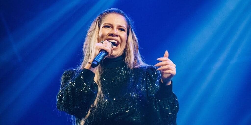 Fãs encontram mensagem subliminar no áudio de Marília Mendonça em novo álbum lançado