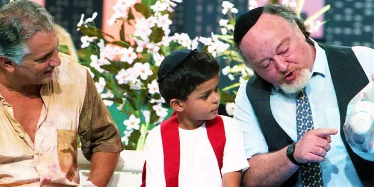 http://tvfoco.uai.com.br/wp-content/uploads/2015/05/Daniela-Mercury.jpg