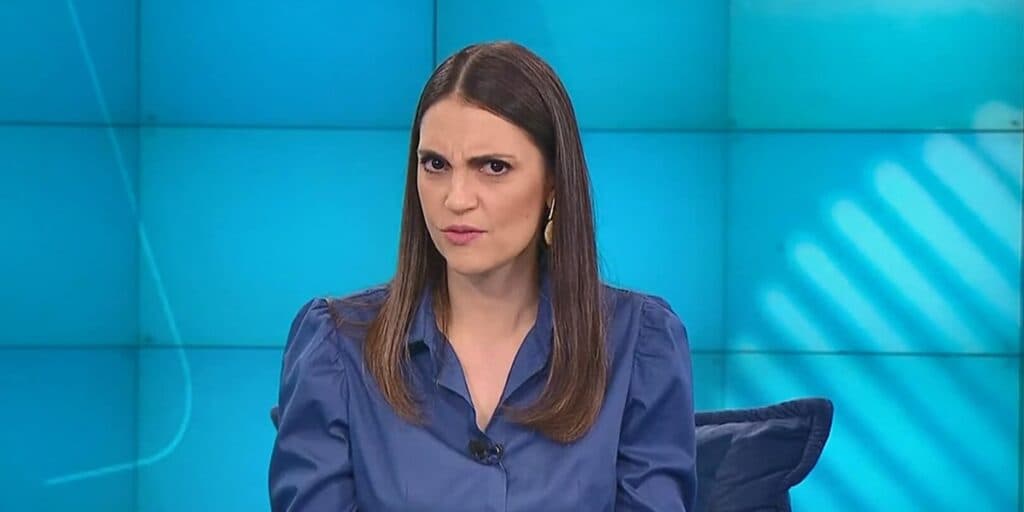 Chris Flores interrompe programa, expõe sertanejo que agrediu a filha e nome de Ratinho é envolvido: “Você viu”