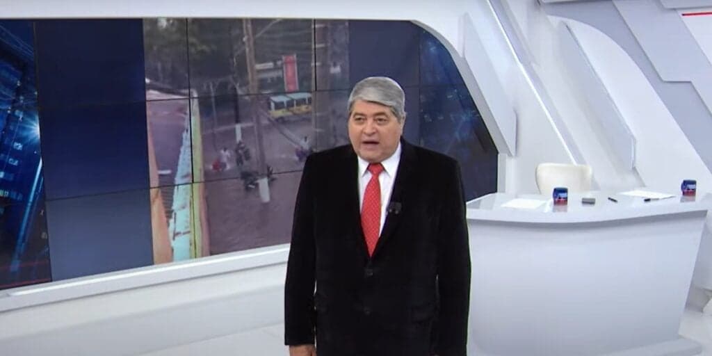 Datena abre jornal às pressas, mostra imagens aterrorizantes e faz alerta ao vivo na Band: “Agora”