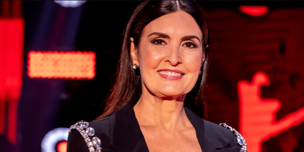http://tvfoco.uai.com.br/wp-content/uploads/2015/05/Daniela-Mercury.jpg