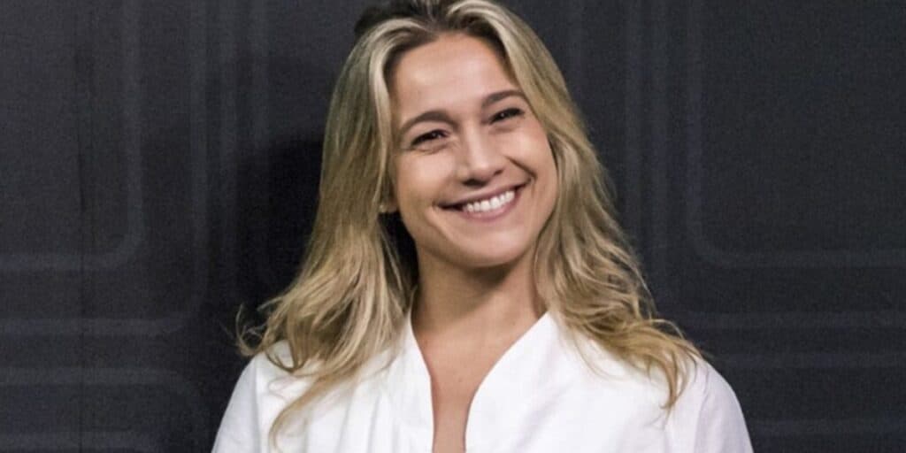 Fernanda Gentil dá a volta por cima, fecha com canal rival da Globo e já é escalada para programa