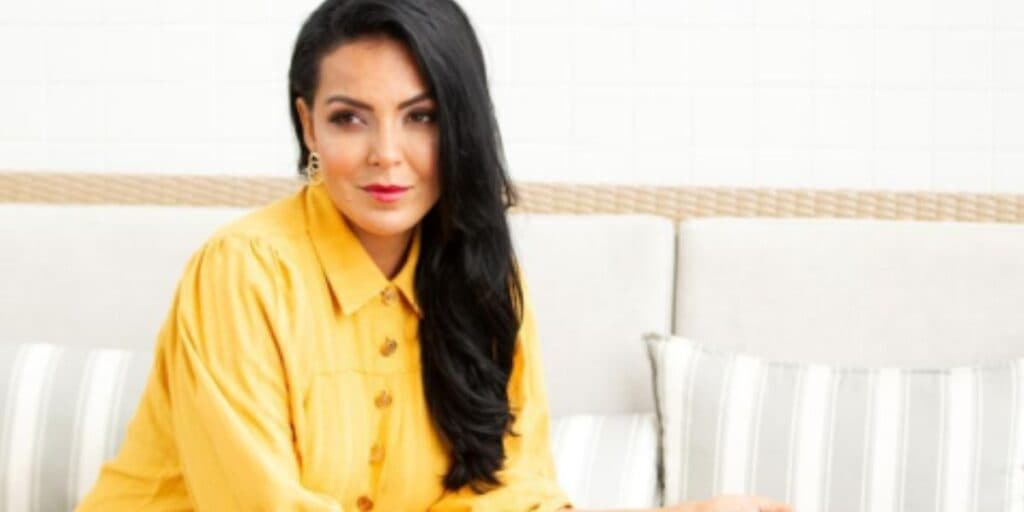 Nívea Maria é a convidada especial da apresentadora Gardênia Cavalcanti, na Tv Band Rio