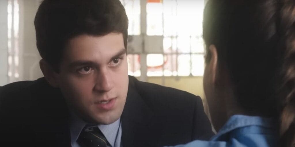 Amor Perfeito - Com proposta inesperada, Júlio tem o plano perfeito para tirar Marê da cadeia e fazer Gilda paga