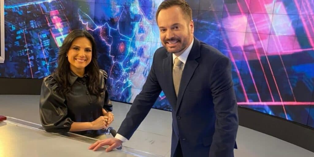 Âncoras do SBT Brasil recebem notícia ruim e não têm motivo para comemorar ou sorrir