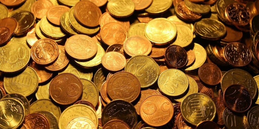 Essa moeda de 1 real pode valer R$ 30 mil e você pode ter uma dessas em sua casa e não saber