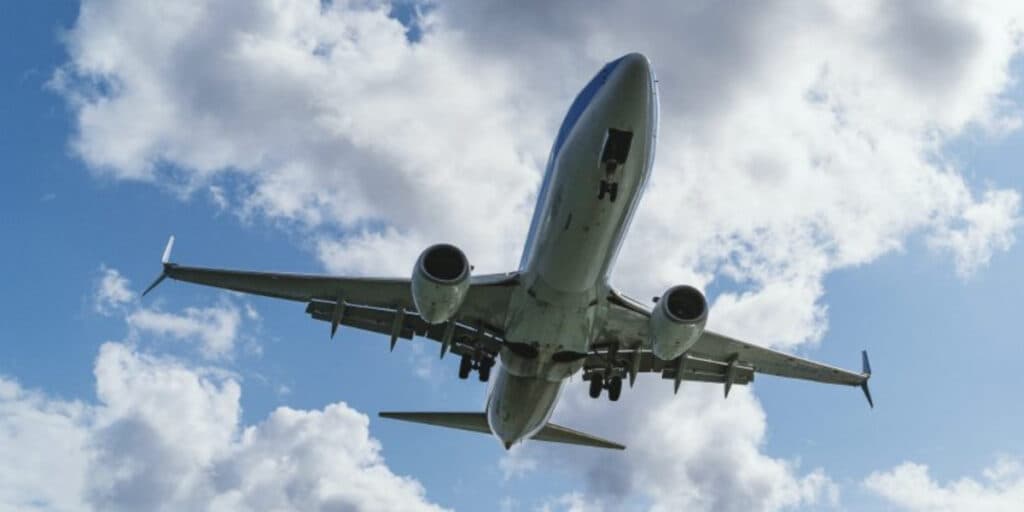 33 reais: Governo faz anúncio que pode fazer você viajar pelo Brasil de avião a preço de banana
