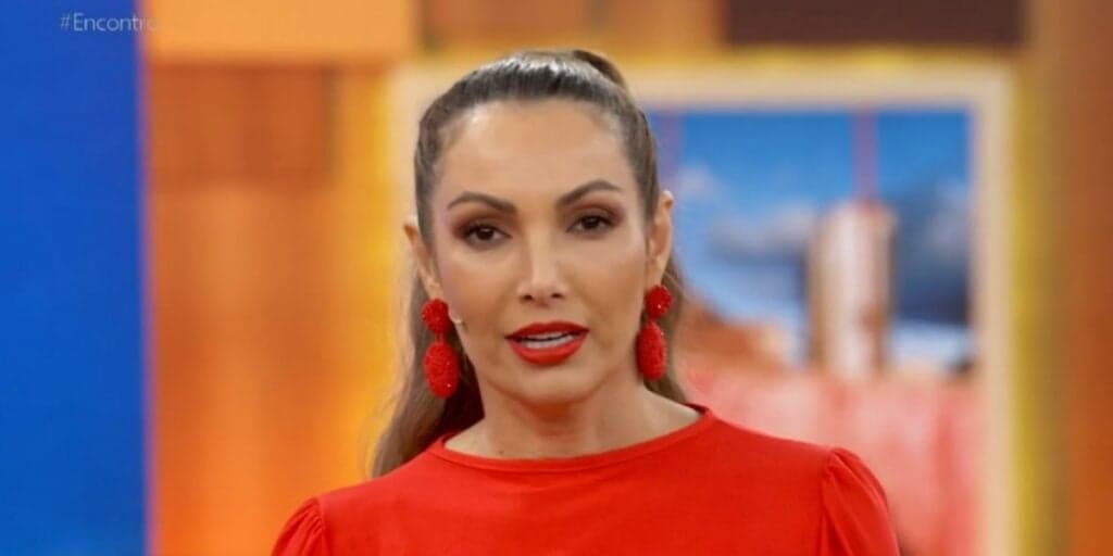 Patrícia Poeta fecha a cara ao ouvir mulher falar sobre a Record no Encontro: "Todo mundo me ligando"