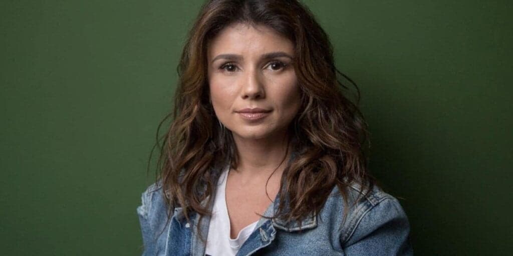 Paula Fernandes surge ao lado de famoso e entrega o que viveu: "Há dias que eu penso no que escrever"