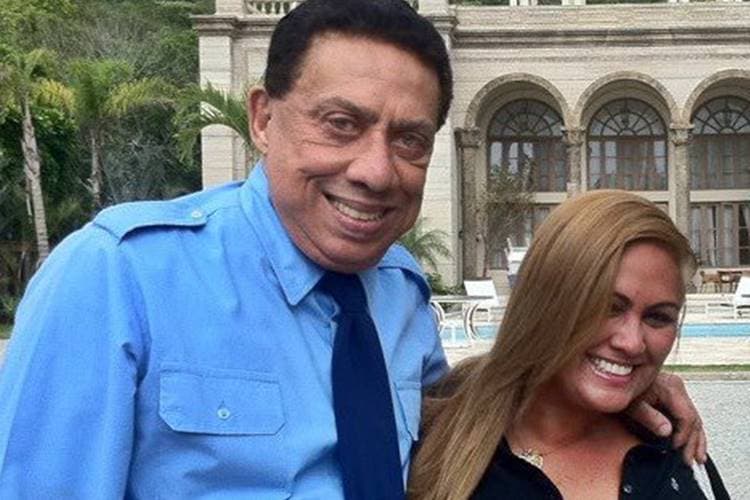http://tvfoco.uai.com.br/wp-content/uploads/2015/05/Daniela-Mercury.jpg