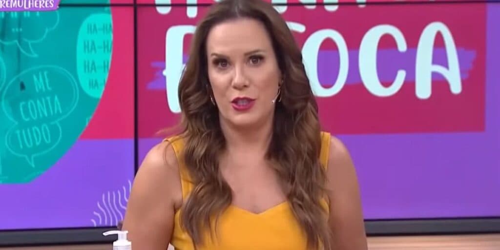 Regina Volpato volta ao comando do Casos de Família em novo canal e anúncio é feito: "Ela está voltando"