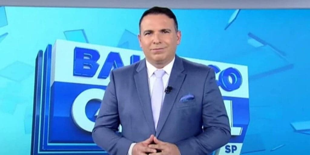 Com voz embargada e olhos com lágrimas, coube a Gottino confirmar morte em plantão na Record: "Tristeza"