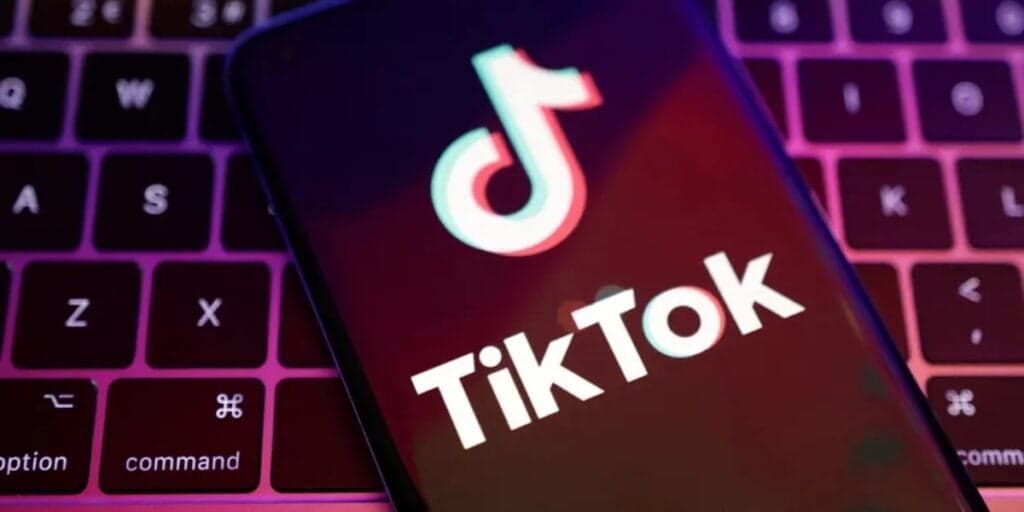 Agora: Comunicado acaba de ser feito em país e proibição de redes sociais é anunciada