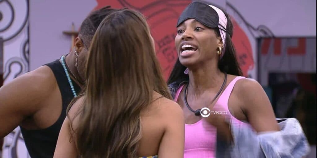 Tina quase agride Key, sobe em mesa e perde totalmente o controle em casa da repescagem do BBB23