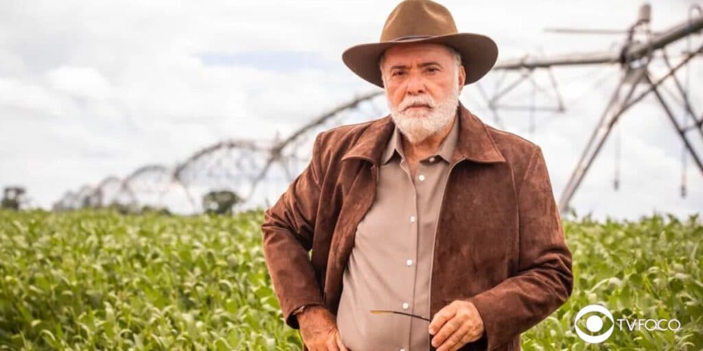 Terra e Paixão - Vilão sórdido e cruel, personagem de Tony Ramos vai devorar desafetos; fotos