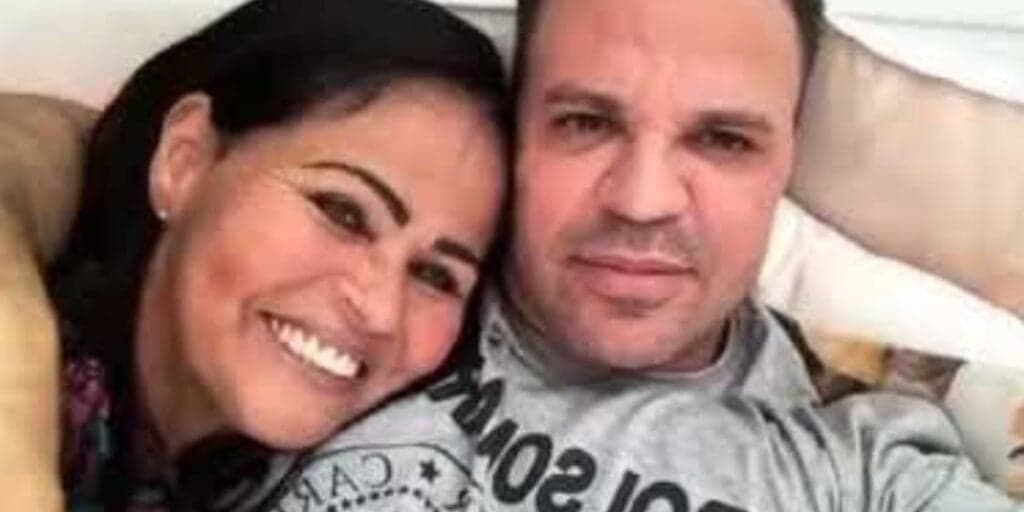 Corajosa, mãe de Eduardo Costa fica fora do casamento do filho e confirma: "Não era de tanta importância"
