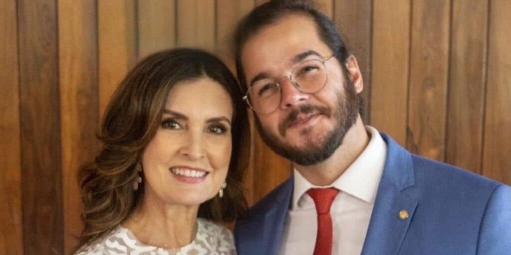 Fátima Bernardes expõe como jurados do The Voice são atrás das câmeras e Túlio se envolve: "Nunca"