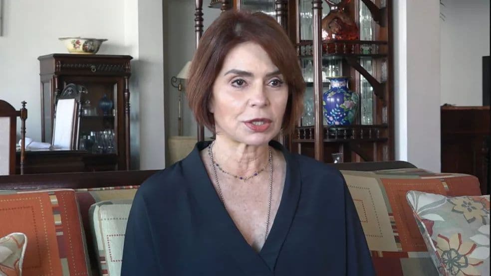 http://tvfoco.uai.com.br/wp-content/uploads/2015/05/Daniela-Mercury.jpg