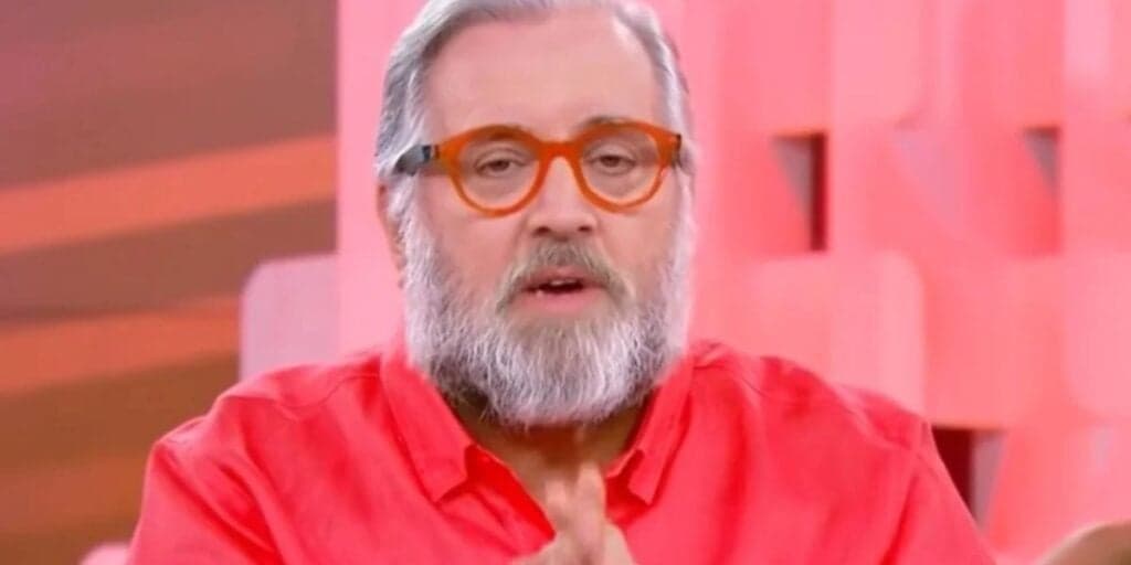 Leão Lobo expõe sexualidade de apresentador da Record e choca ao tirá-lo do armário: "Foi uma escolha"