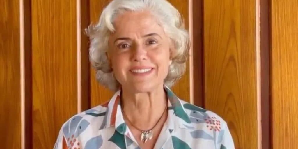 Neta de Marieta Severo, que está no ar em Travessia e muitos não sabem, expõe situação rara com a avó