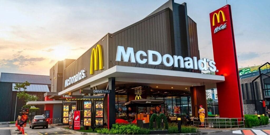 Ex funcionária do McDonalds revela maior segredo do molho mais desejado e você tem que saber