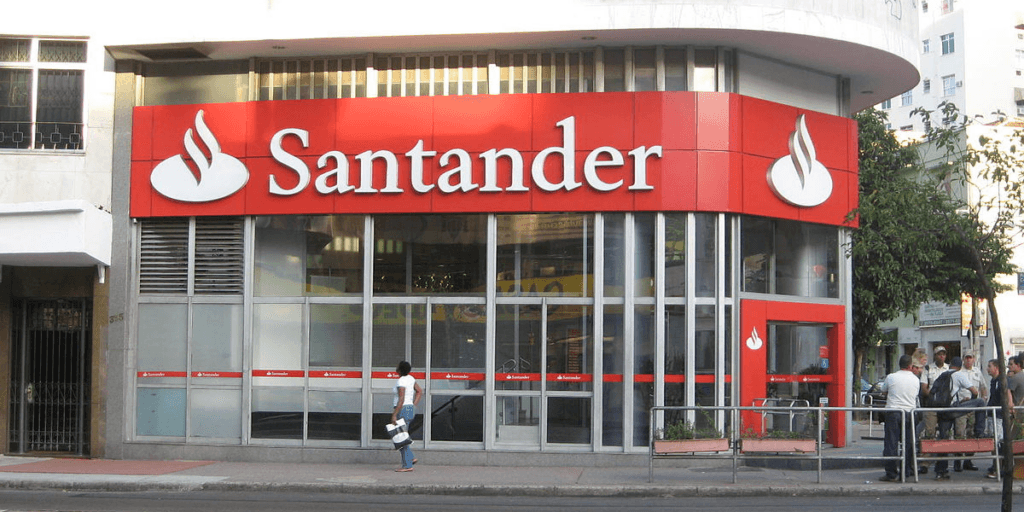 Santander é condenado a pagar fortuna de indenização após atitude polêmica com seus funcionários