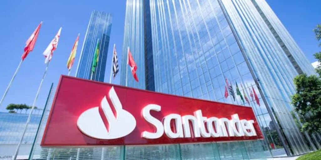 Situação que anda aterrorizando clientes do Santander preocupa e banco é obrigado a fazer anúncio oficial