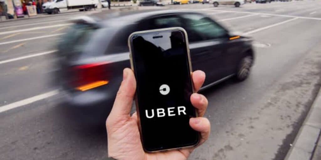 Alerta GERAL para todos que pegam UBER: Muito CUIDADO, essa atitude pode fazer você pagar até R$350