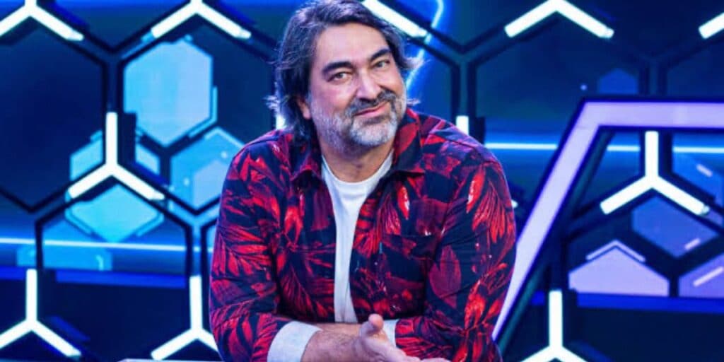 Fora da Globo, Zeca Camargo tem fortuna absurda, salário faraônico na Band e ostenta mansão de luxo