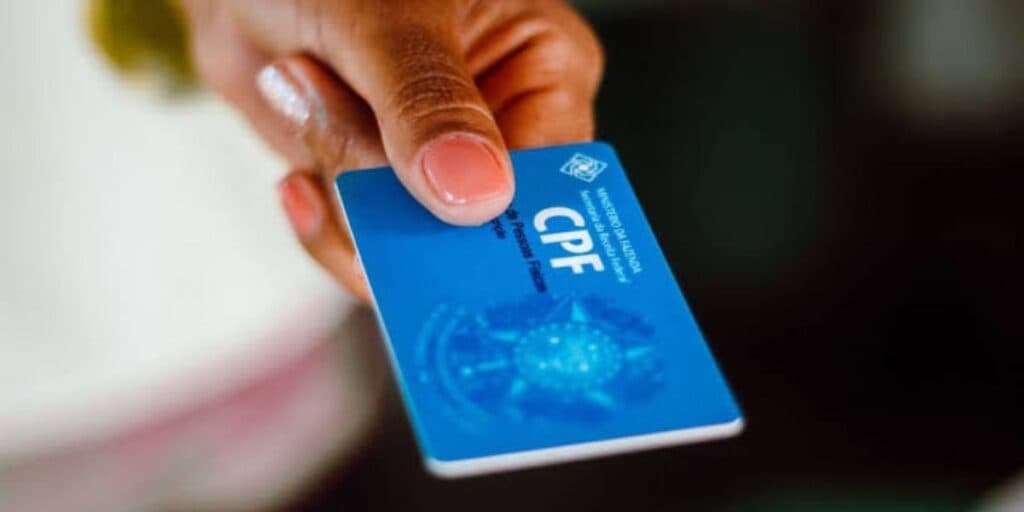 Ninguém sabia: Colocar o CPF na Nota pode dar DINHEIRO e brasileiros precisam saber como