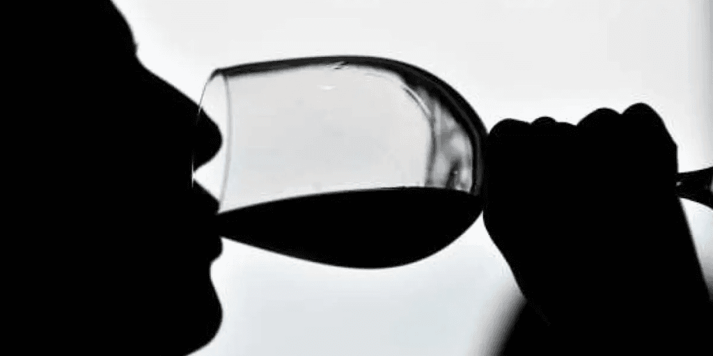 Saúde ou pesadelo? A verdade sobre beber uma taça de vinho todos os dias que você ainda não sabia
