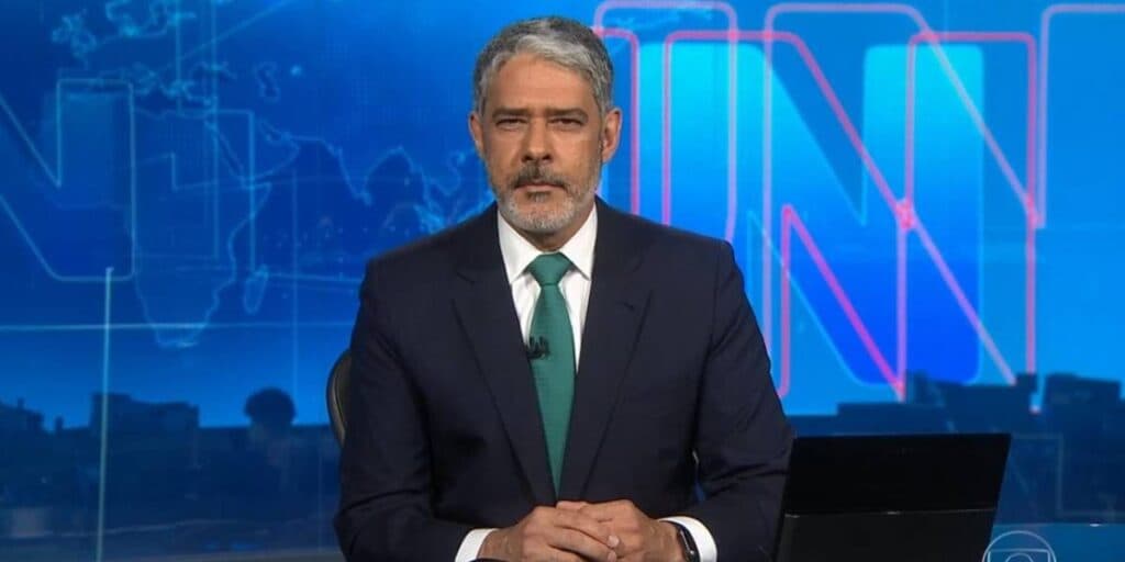 Sem Renata Vasconcellos, William Bonner e substituta abrem Jornal Nacional com notícia forte ao Brasil