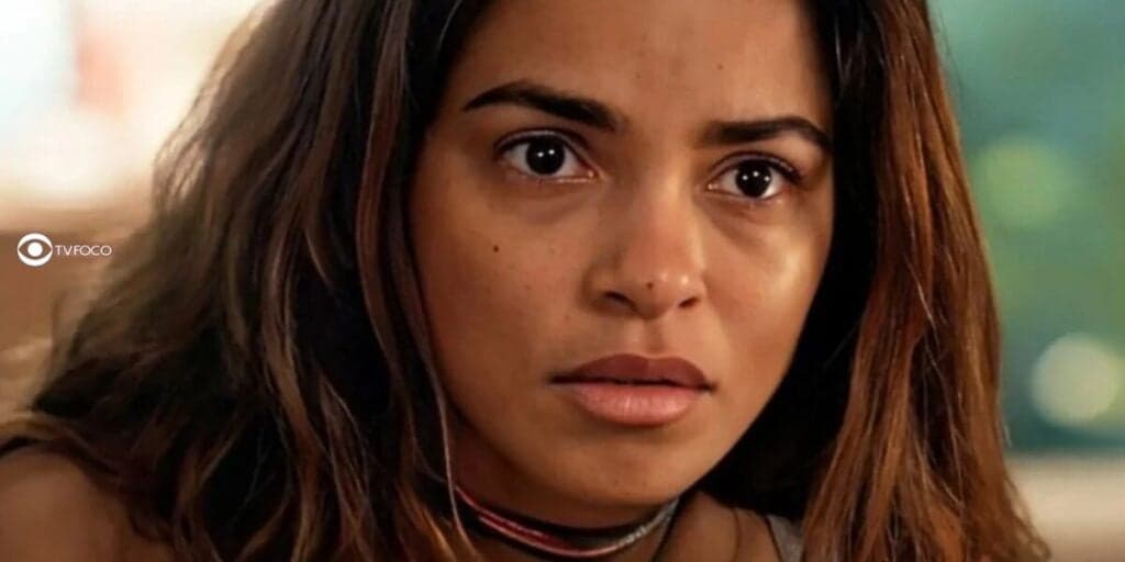 Reviravolta em Travessia - Pai ou mãe? Gloria Perez muda tudo e parente misterioso de Brisa é revelado