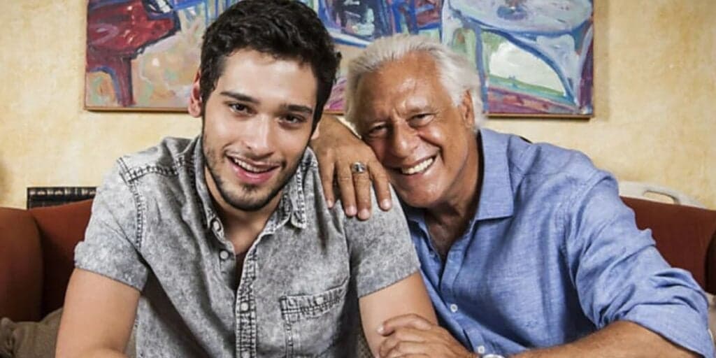 Bruno Fagundes, filho de Antonio Fagundes, confessou ter sido agredido por ser gay: "Recebi um soco''