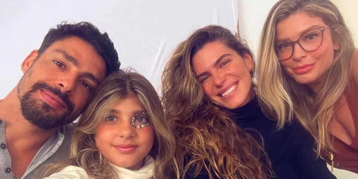 Cauã Reymond, Sofia, Mariana Goldfarb e Grazi Massafera