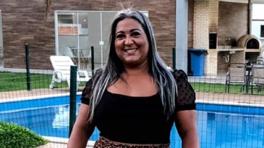 http://tvfoco.uai.com.br/wp-content/uploads/2015/05/Daniela-Mercury.jpg