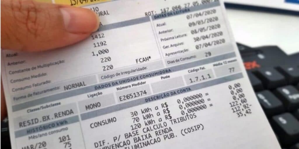 Governo dá ÓTIMA notícia para você economizar na sua conta de luz e já começa AGORA em abril