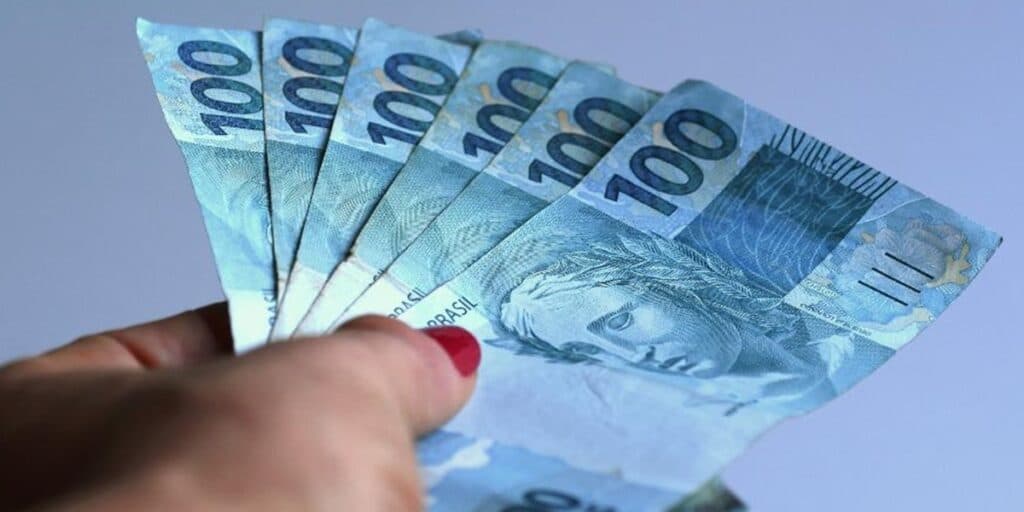 Governo enfim confirma o aumento real do salário mínimo para 2024 e o valor é de deixar qualquer um chocado