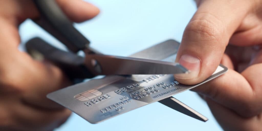 CORRA! Banco vai encerrar todas as contas e dá prazo para clientes sacarem dinheiro
