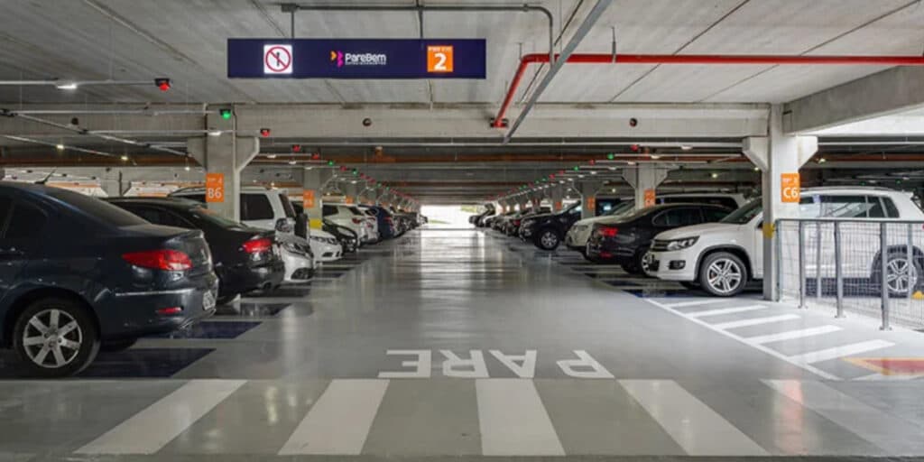 Estacionamentos tentam esconder segredos de seus clientes e você precisa descobrir a verdade