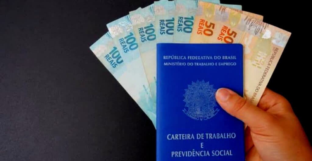 Surpresa excelente na conta dos trabalhadores de carteira assinada chega em breve; veja quem recebe
